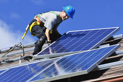 Renting a photovoltaic system? Today it’s possible. But, who is in charge of the rental?