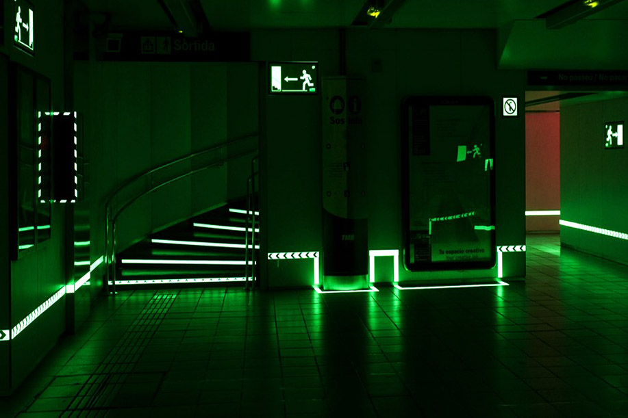 How to design an emergency lighting system: criteria and rules